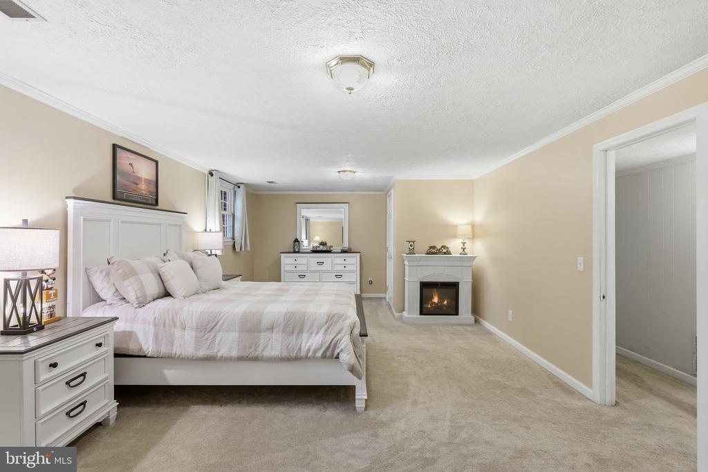 13408 BLACK MEADOW ROAD