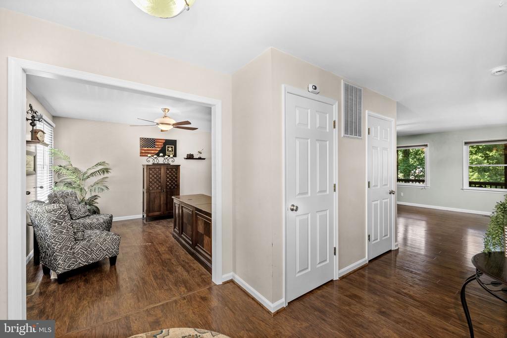 12707 LAKE WILDERNESS LANE