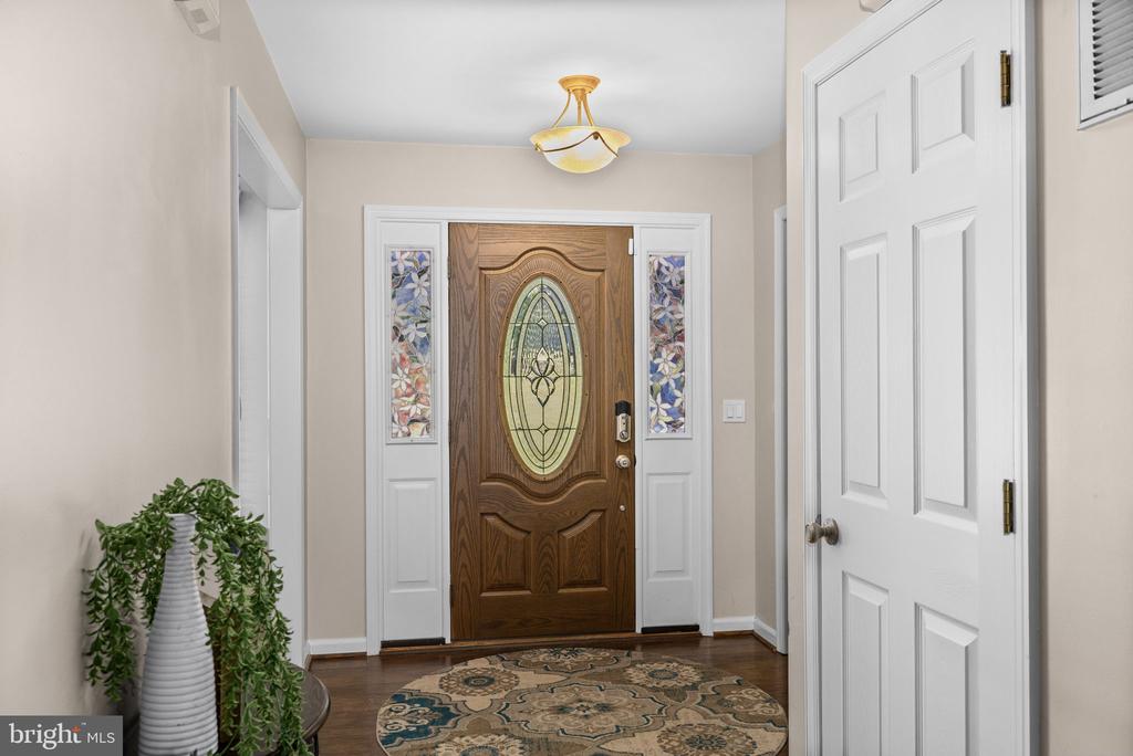 12707 LAKE WILDERNESS LANE