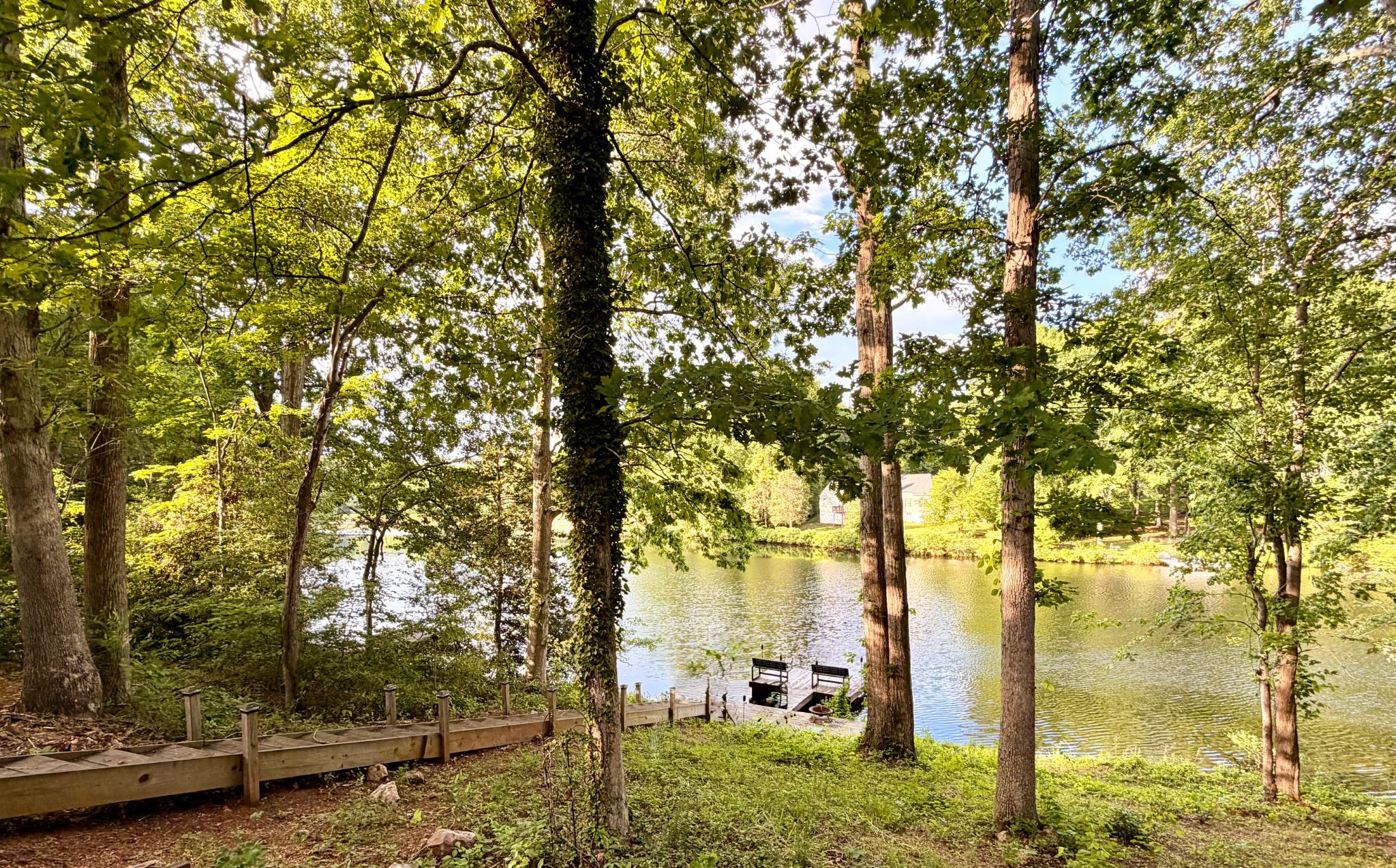 12707 LAKE WILDERNESS LANE
