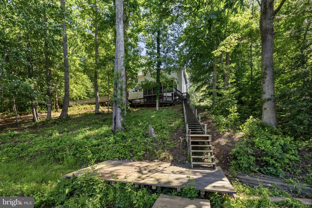12707 LAKE WILDERNESS LANE