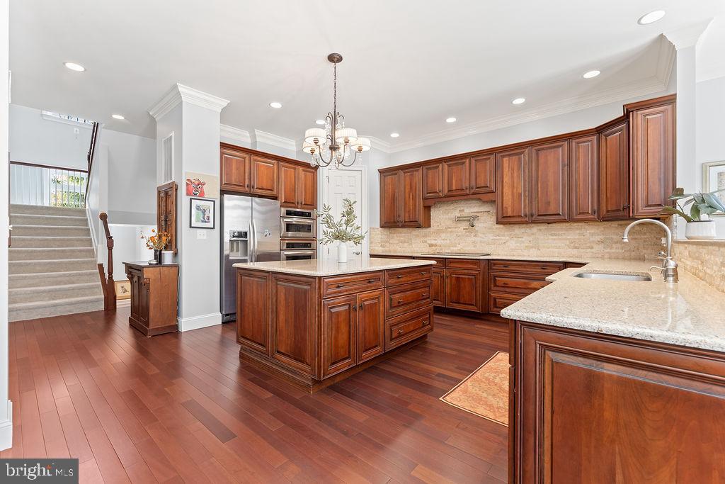 13611 KALMBACKS MILL DRIVE