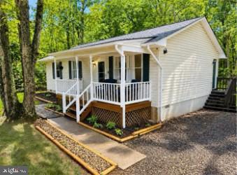 13705 FLANK MARCH LANE