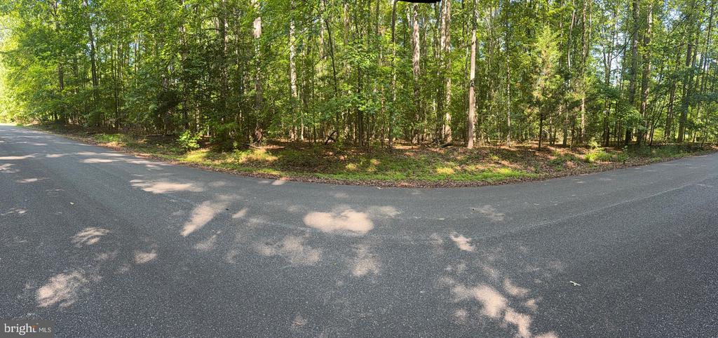 7121 SNOW HILL DRIVE