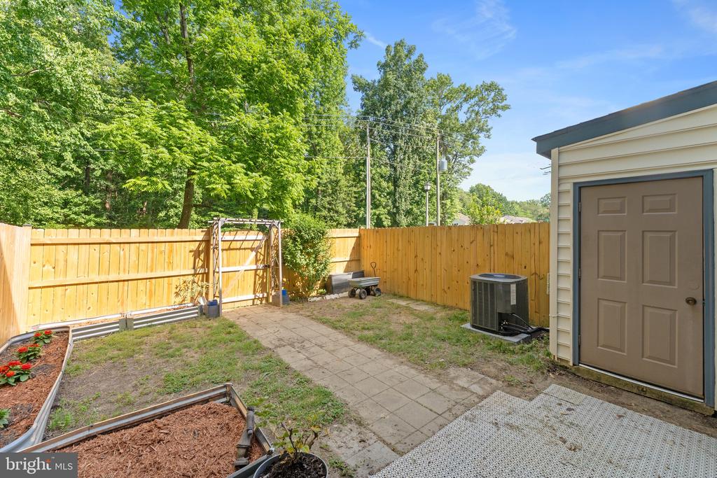 4503 GARFIELD COURT
