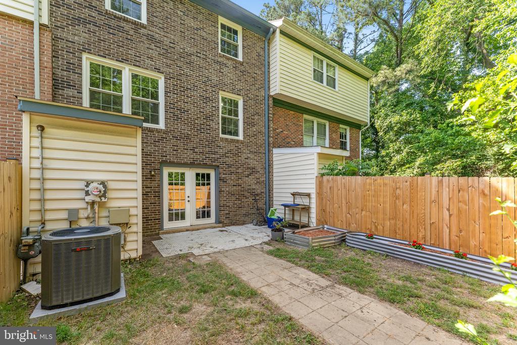 4503 GARFIELD COURT