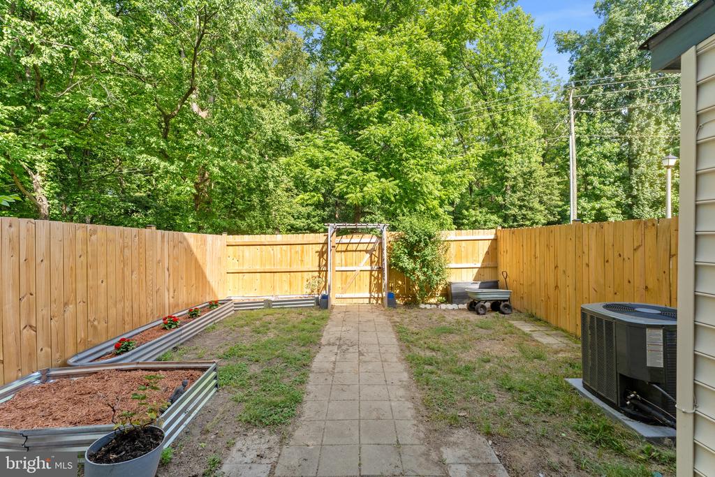 4503 GARFIELD COURT