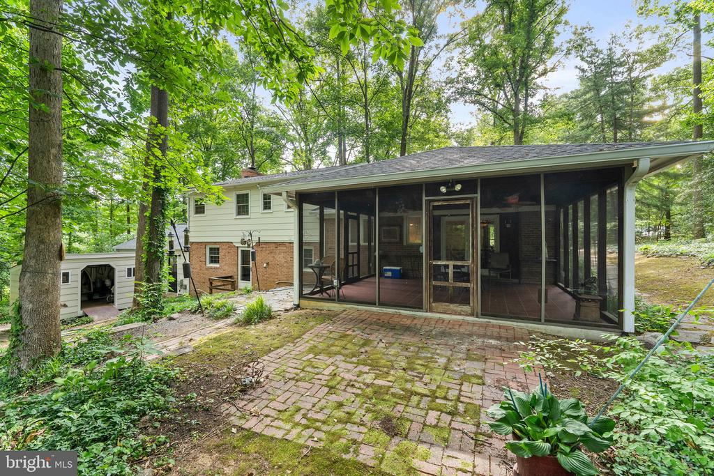 14 CAISSON WAY