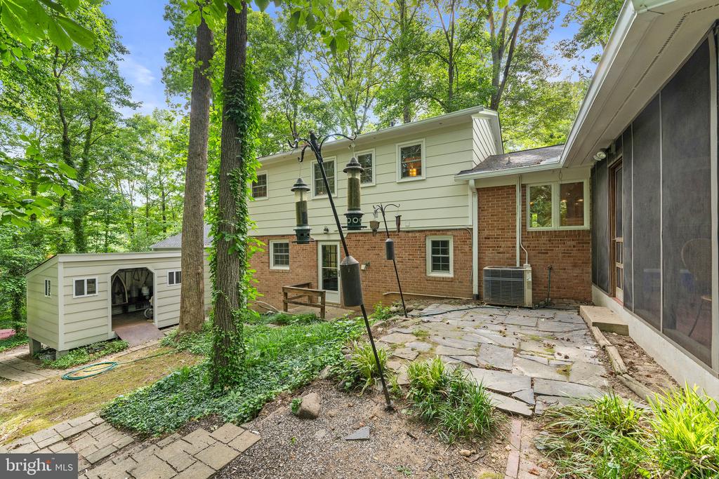 14 CAISSON WAY