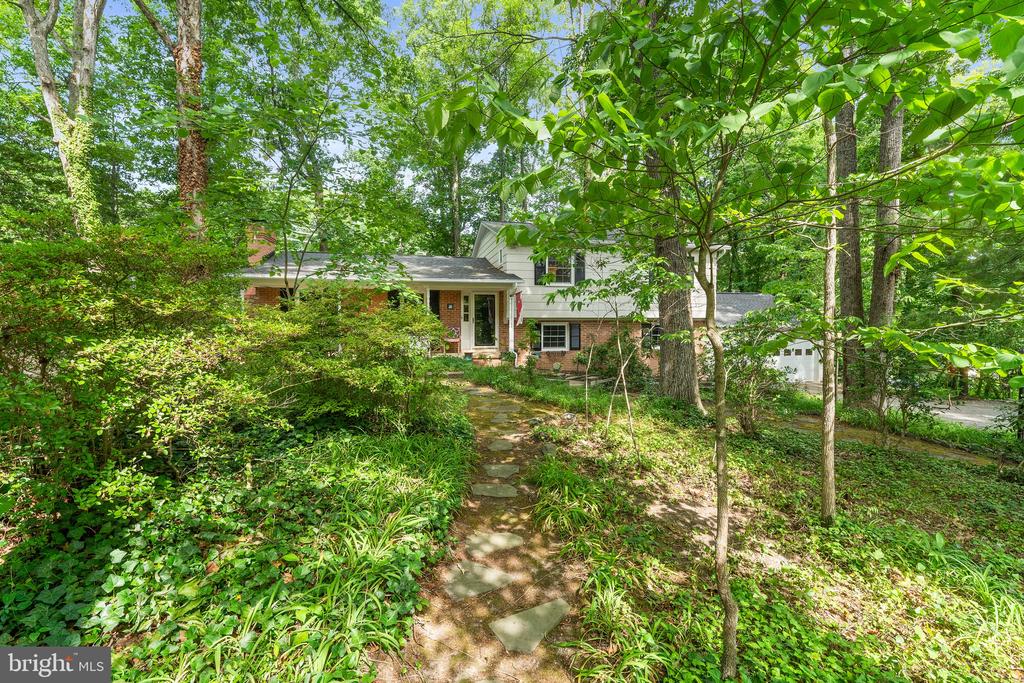 14 CAISSON WAY