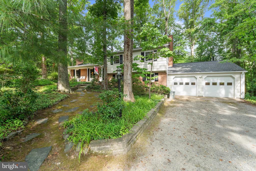 14 CAISSON WAY