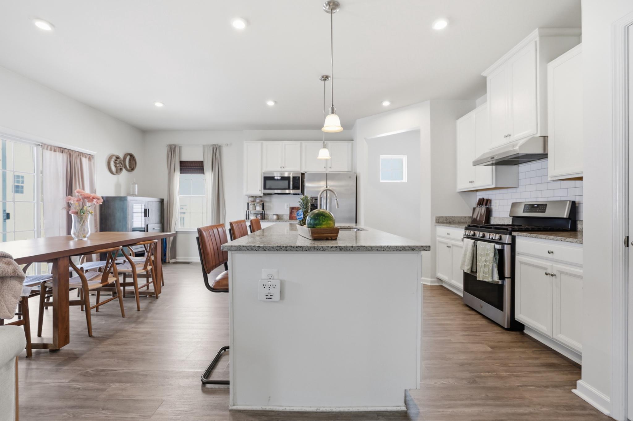 5319 HOLLEY OAK LANE