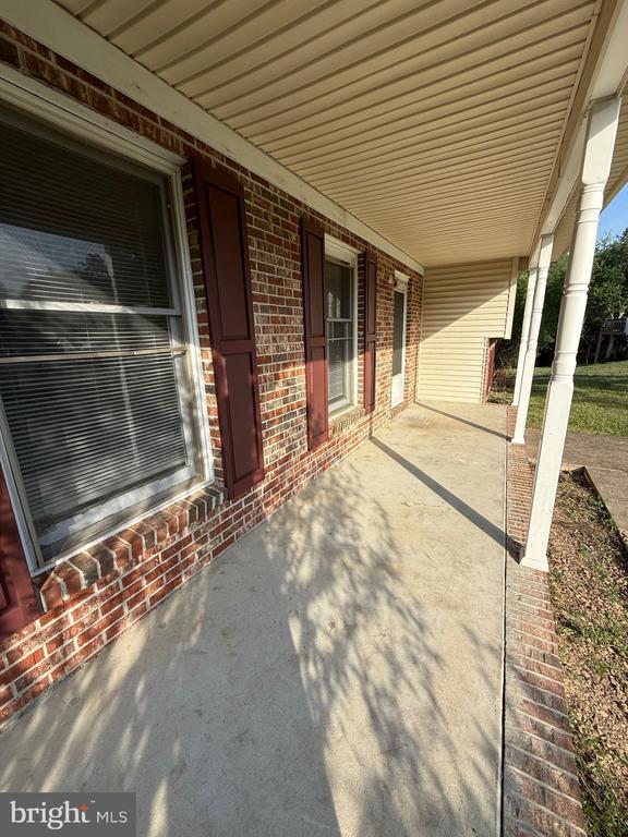 900 DEWBERRY DRIVE