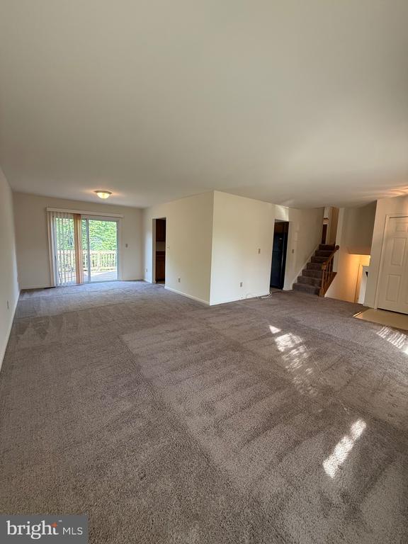 900 DEWBERRY DRIVE