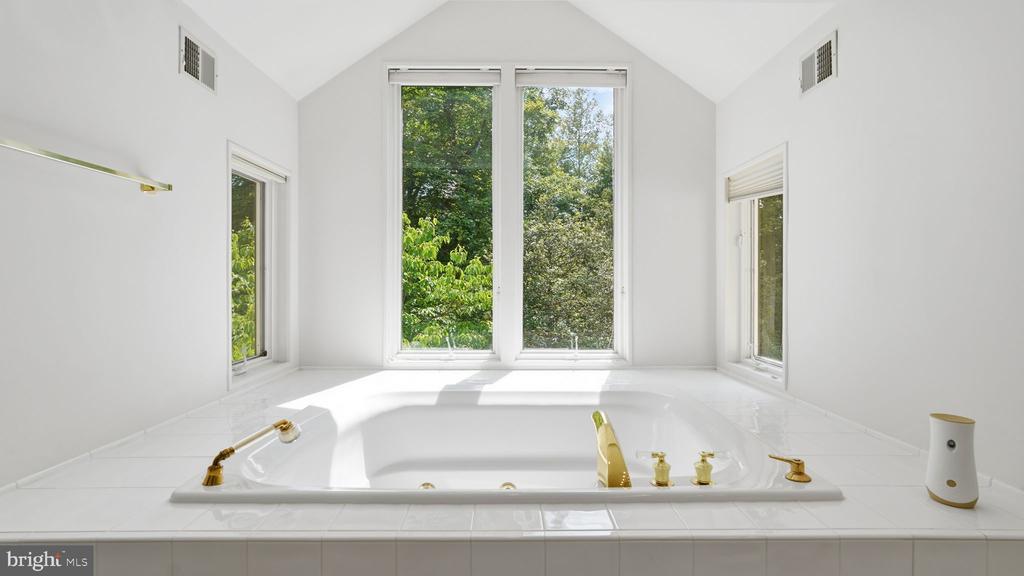 47 WAUCOMA TRL