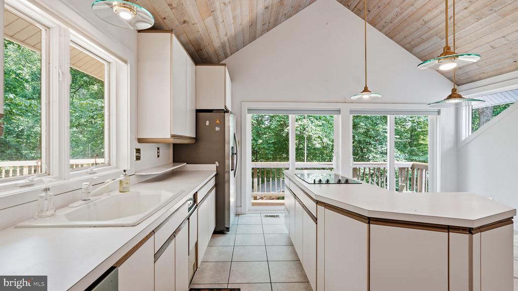 47 WAUCOMA TRL