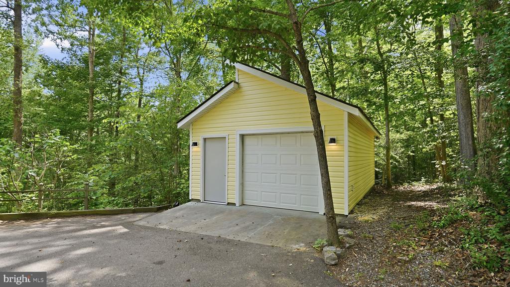 47 WAUCOMA TRL