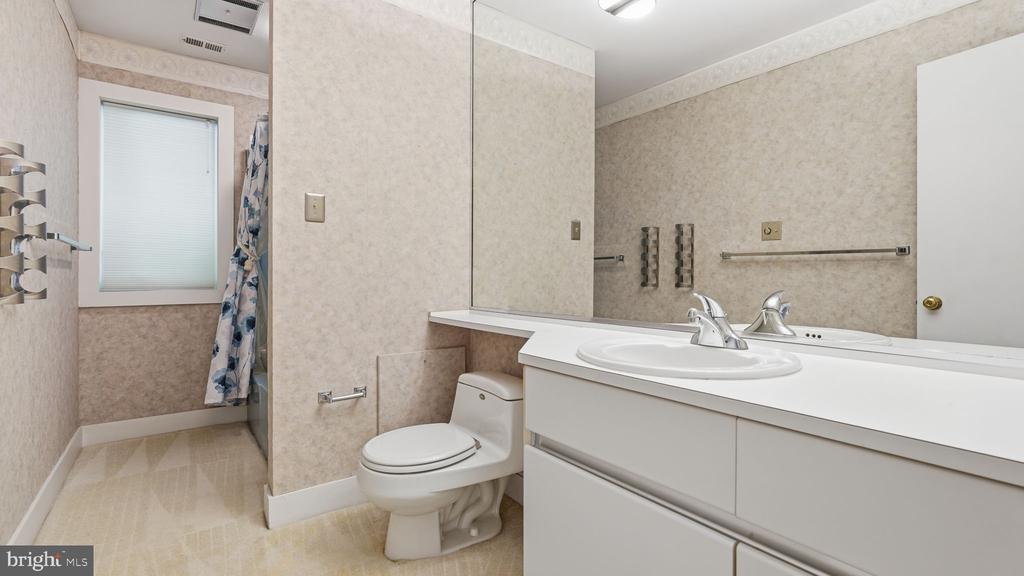 47 WAUCOMA TRL