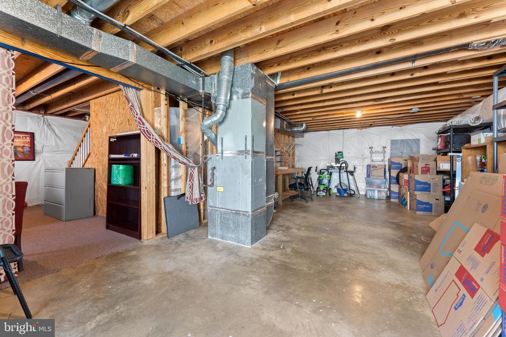4104 AMELIA DRIVE