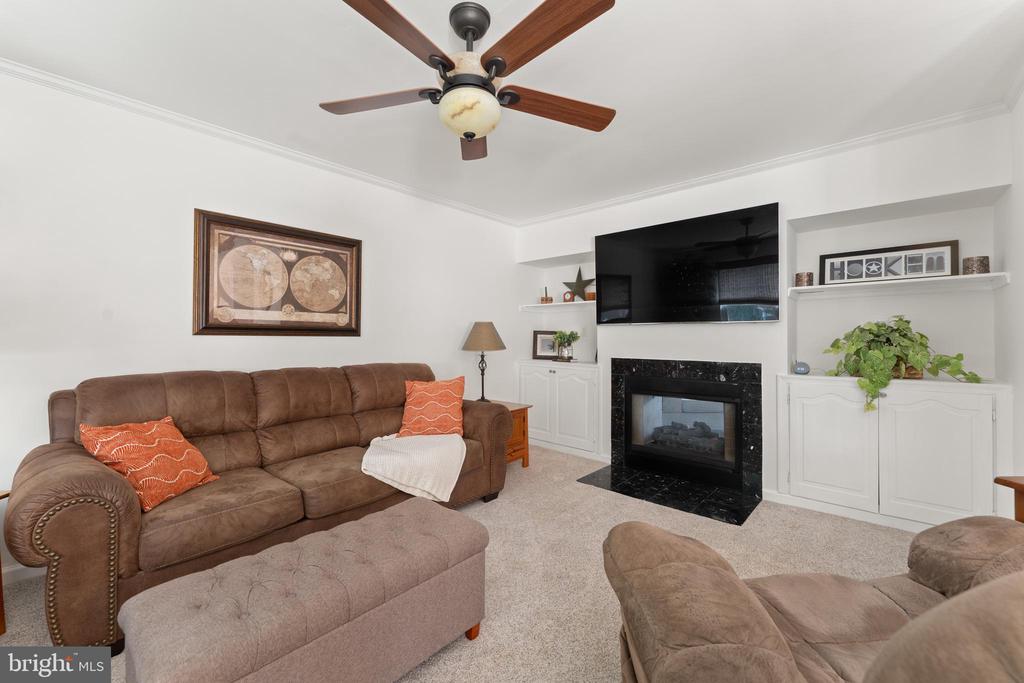 4104 AMELIA DRIVE