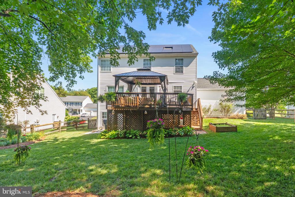 4104 AMELIA DRIVE