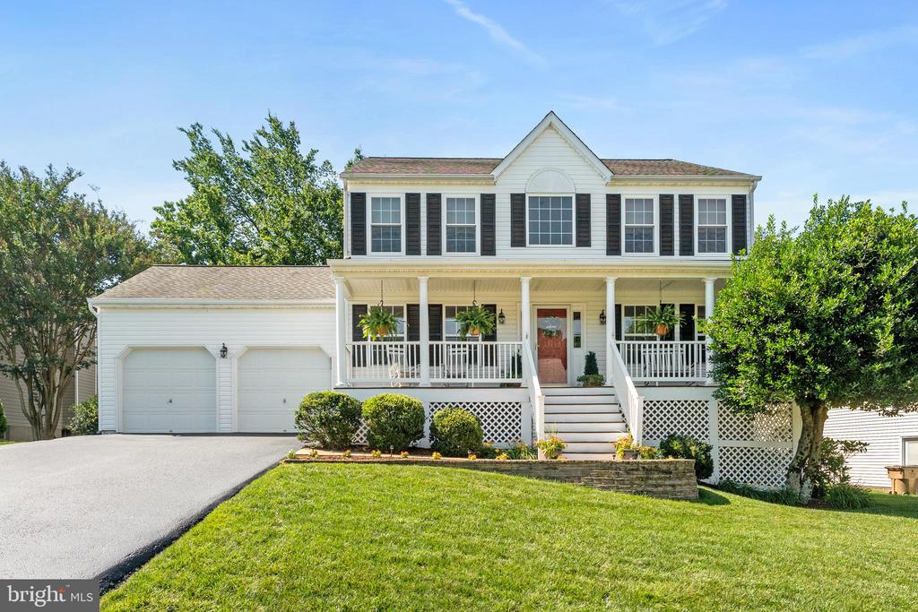 4104 AMELIA DRIVE