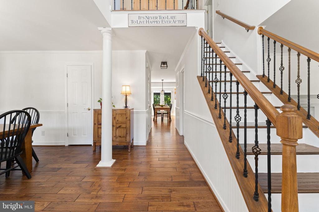 4104 AMELIA DRIVE