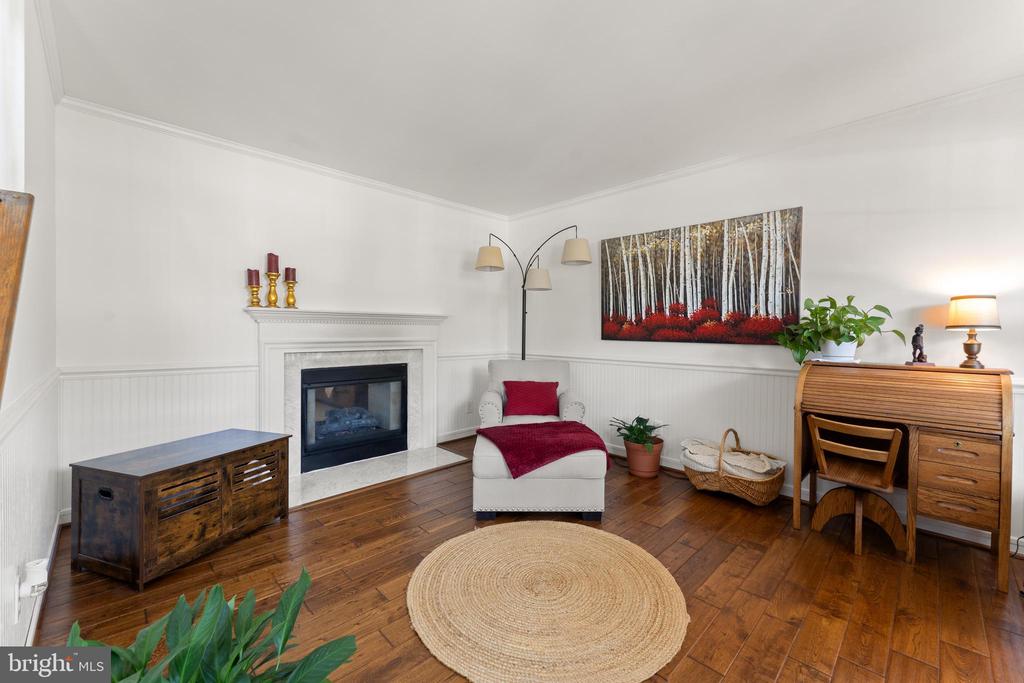 4104 AMELIA DRIVE