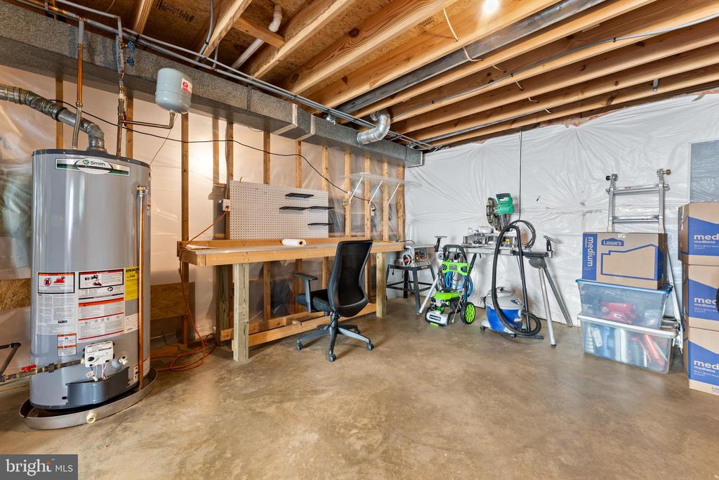 4104 AMELIA DRIVE