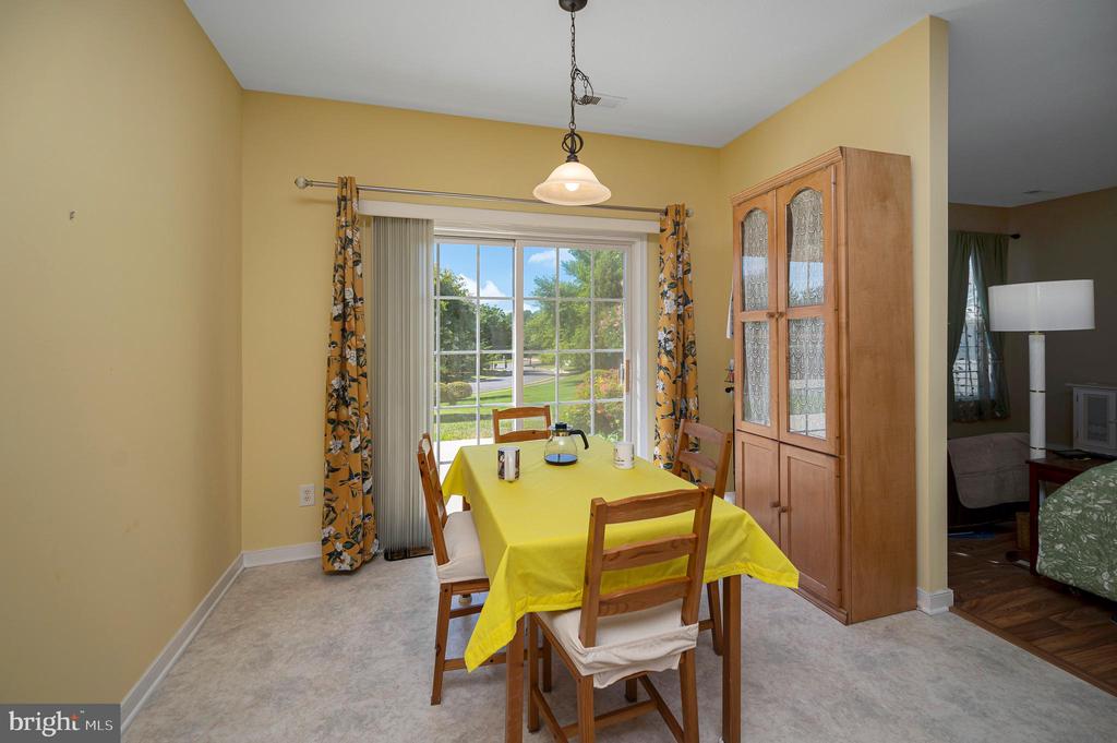 6606 TWIN CEDARS COURT