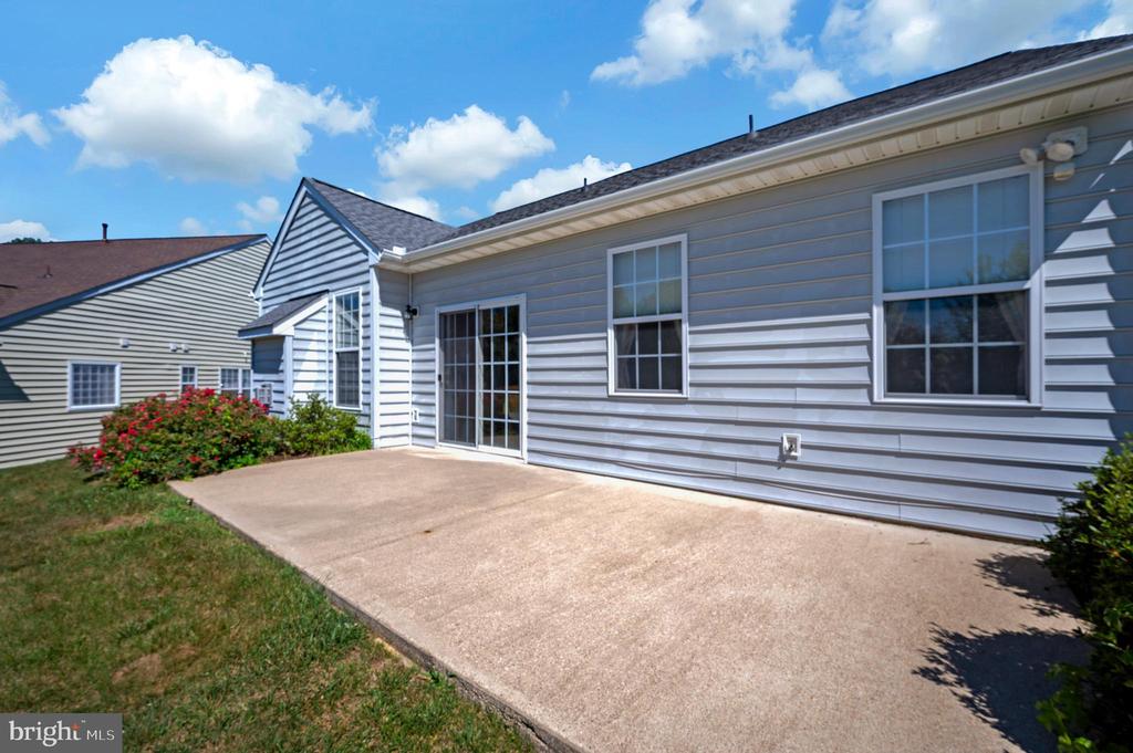 6606 TWIN CEDARS COURT