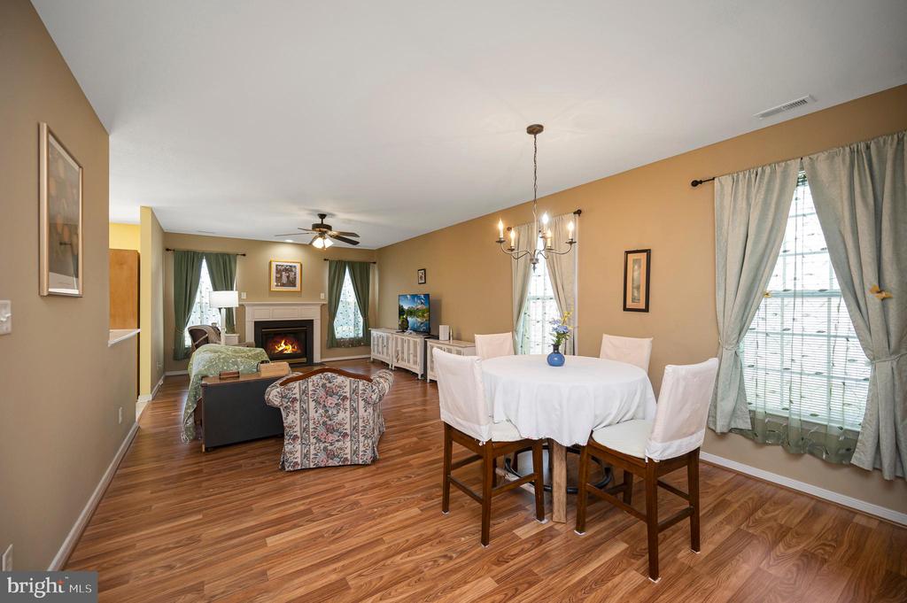 6606 TWIN CEDARS COURT