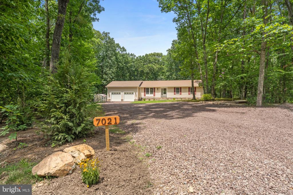 7021 RENO LANE