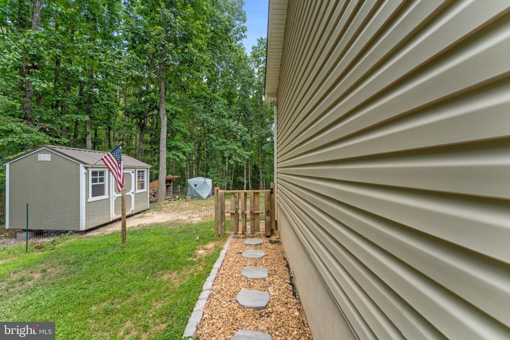 7021 RENO LANE