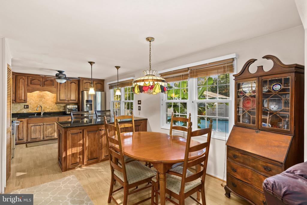 8 POND CIRCLE