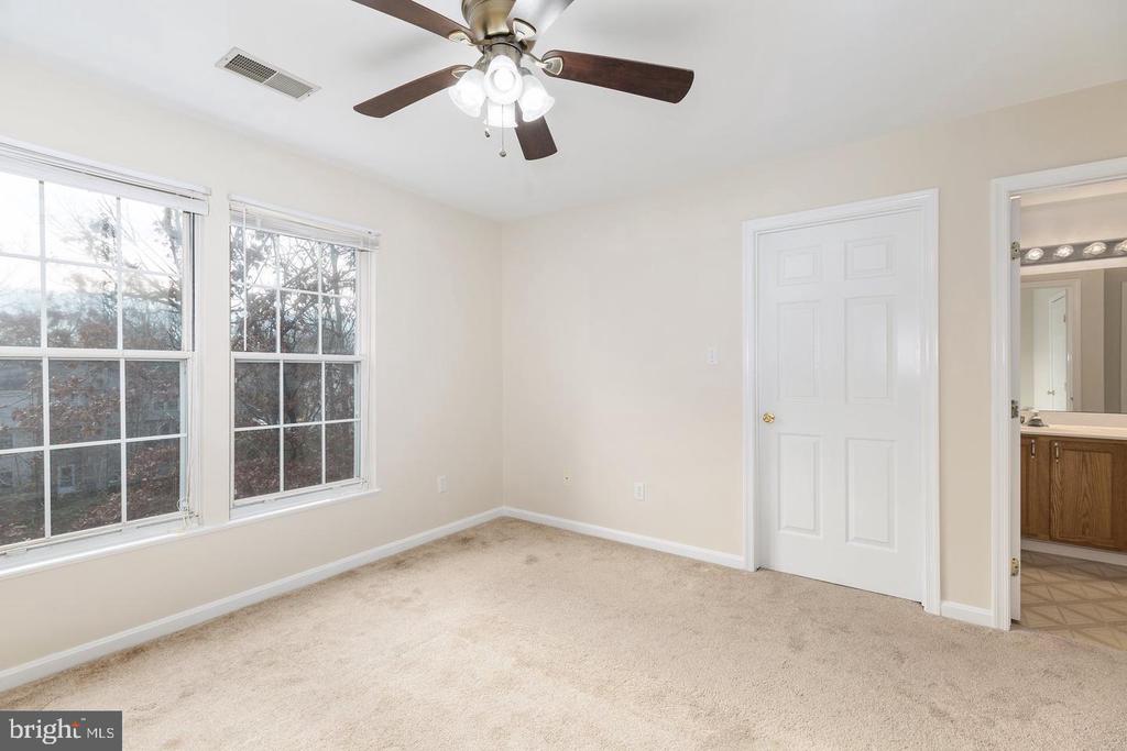 4302 CIDER BARREL COURT