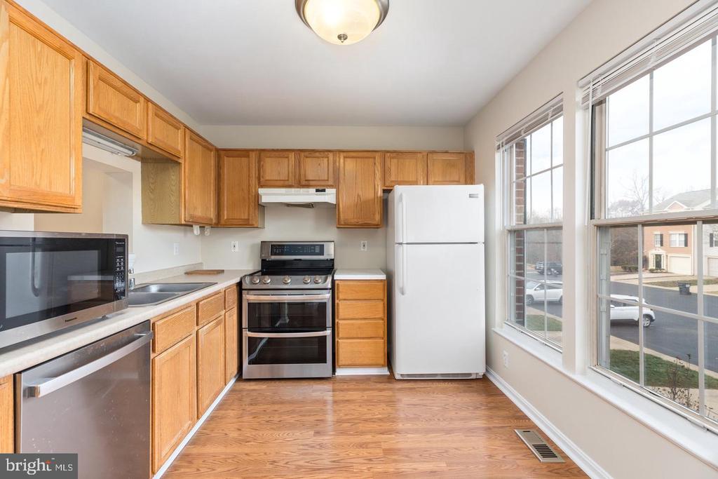 4302 CIDER BARREL COURT