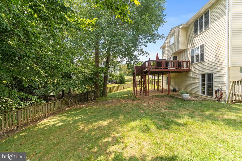 9901 ASHMEADE COURT