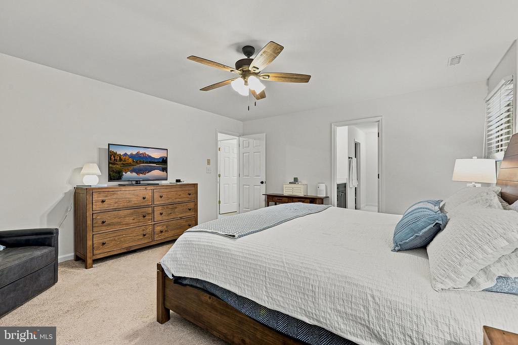 10803 SEVEN OAKS COURT