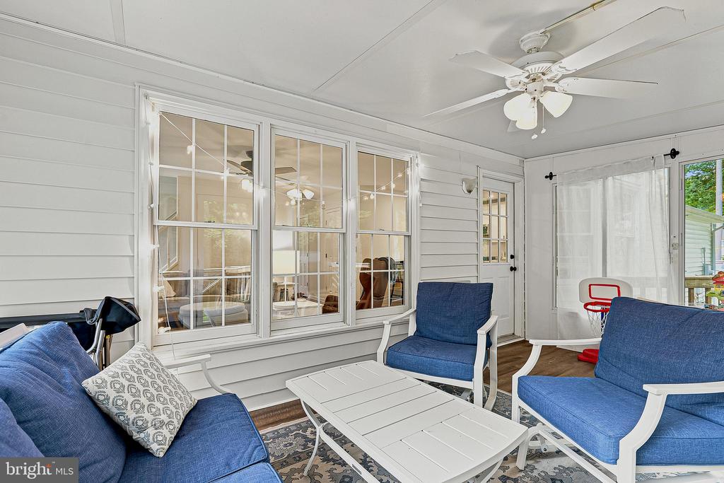 10803 SEVEN OAKS COURT