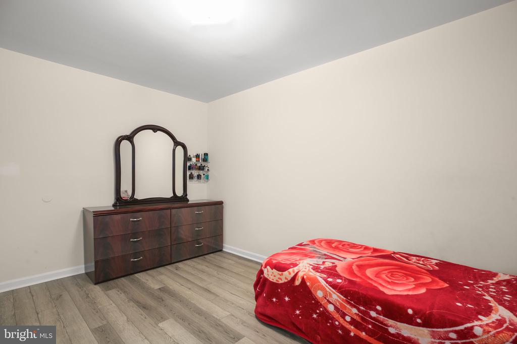 11517 PIEDMONT