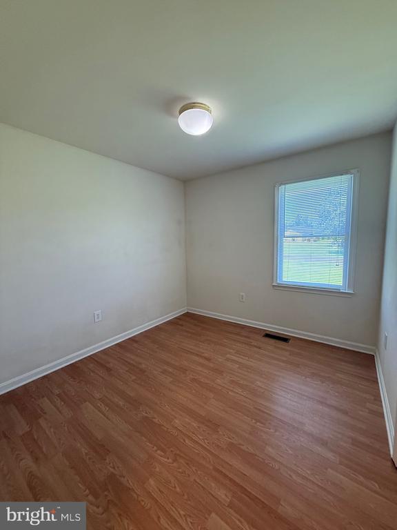 7112 SHARON ROAD