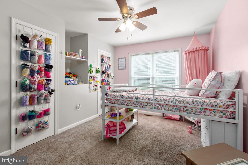 8719 JENNY LANE