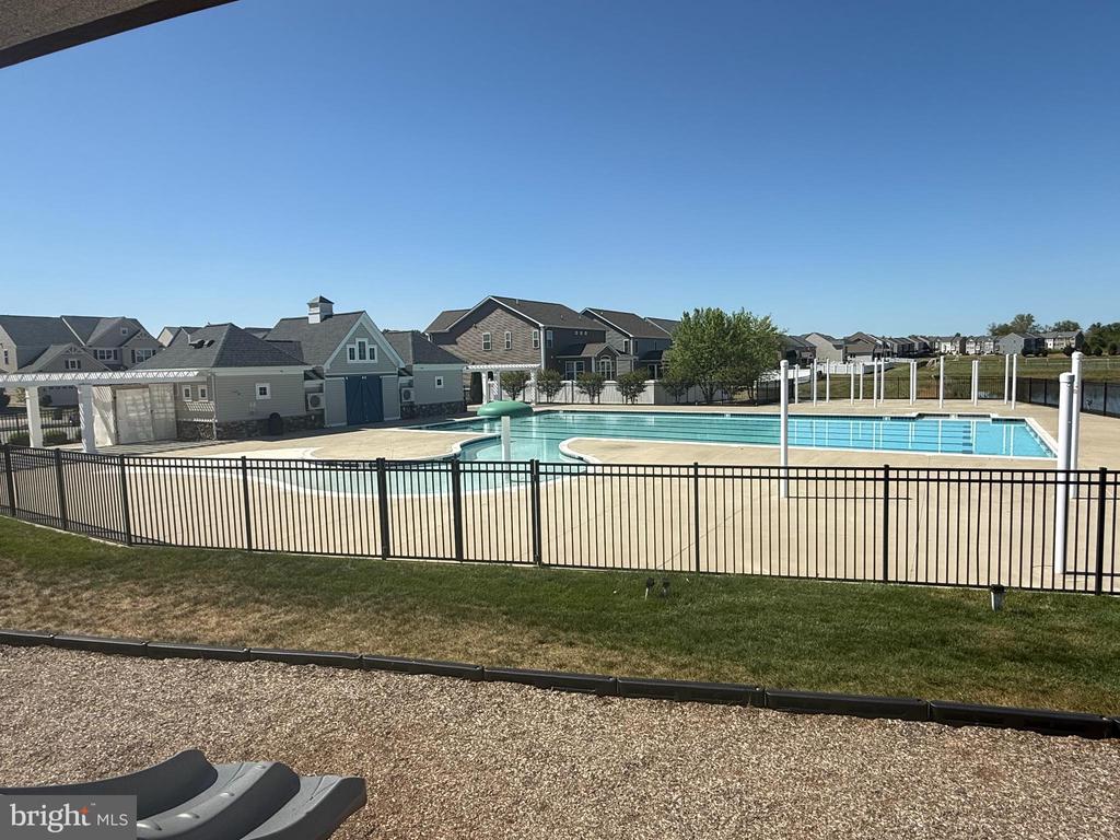 10208 EGRET COURT