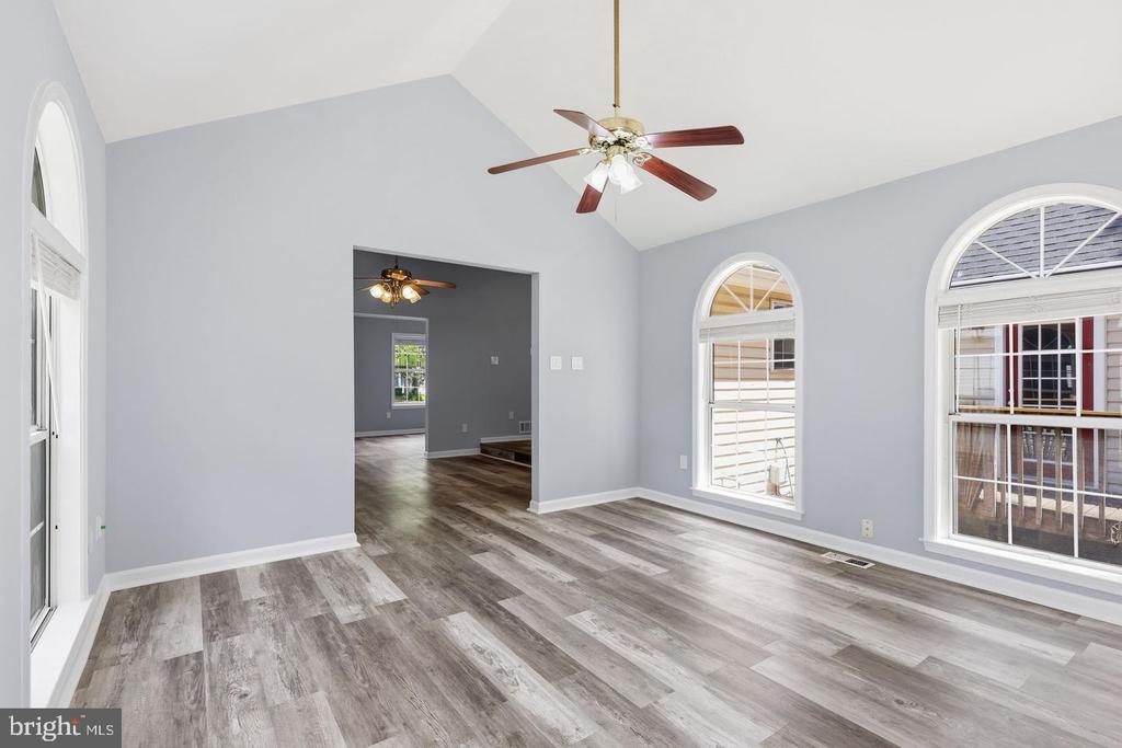 10422 HEATHER GREENS CIRCLE