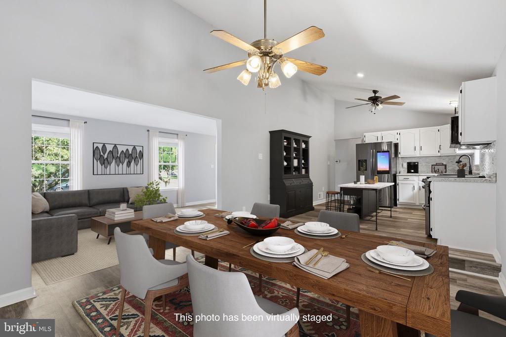 10422 HEATHER GREENS CIRCLE