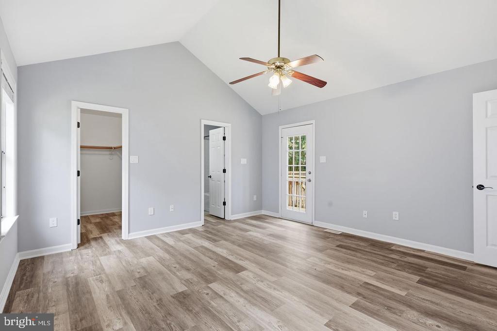 10422 HEATHER GREENS CIRCLE