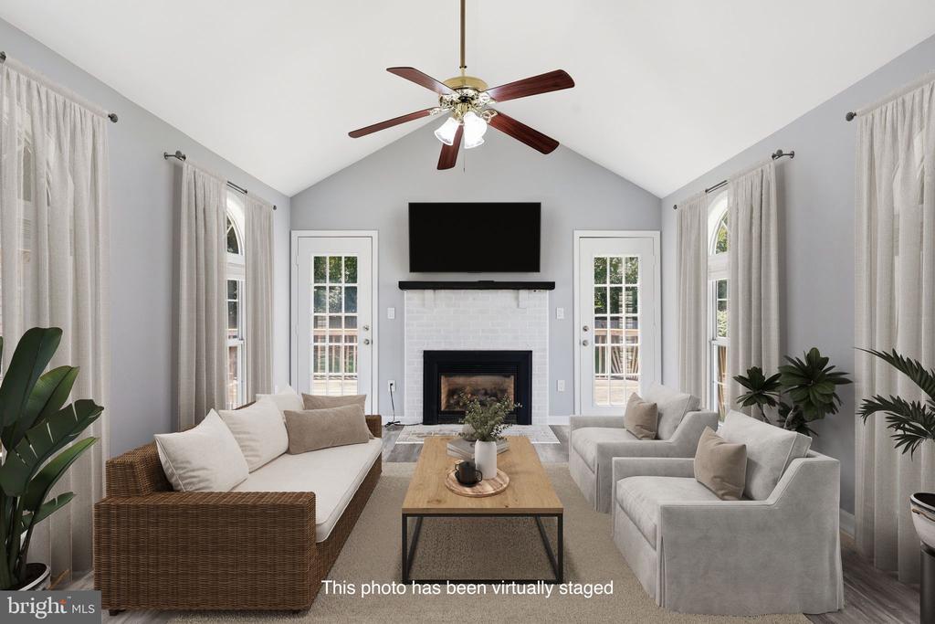 10422 HEATHER GREENS CIRCLE