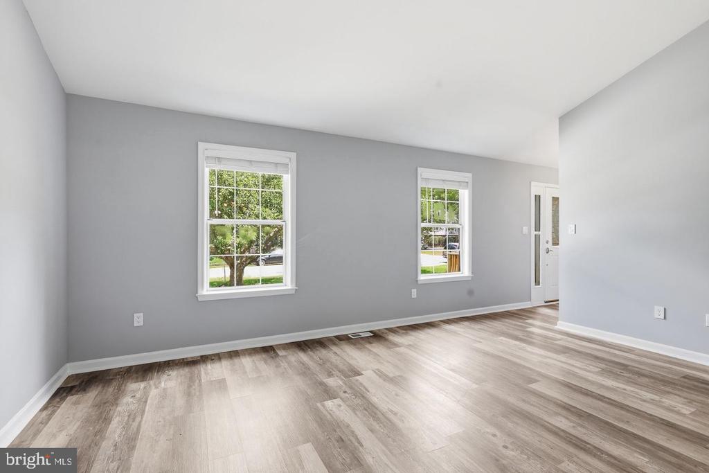10422 HEATHER GREENS CIRCLE