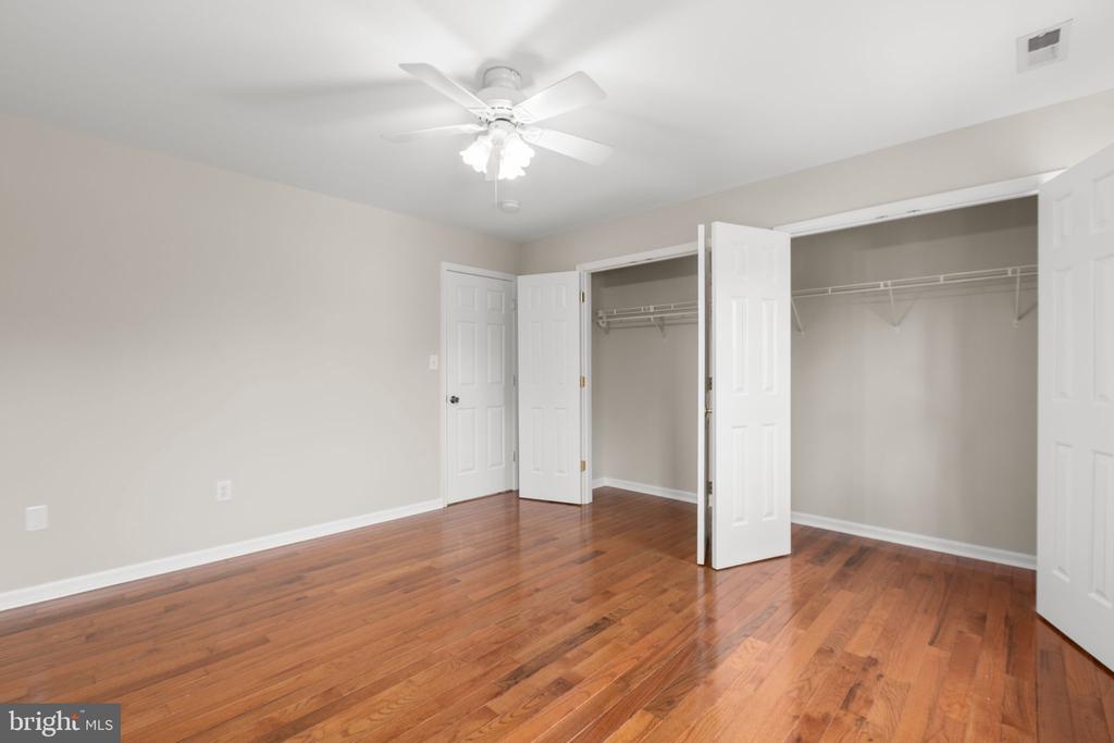 9903 WOODBURN COURT